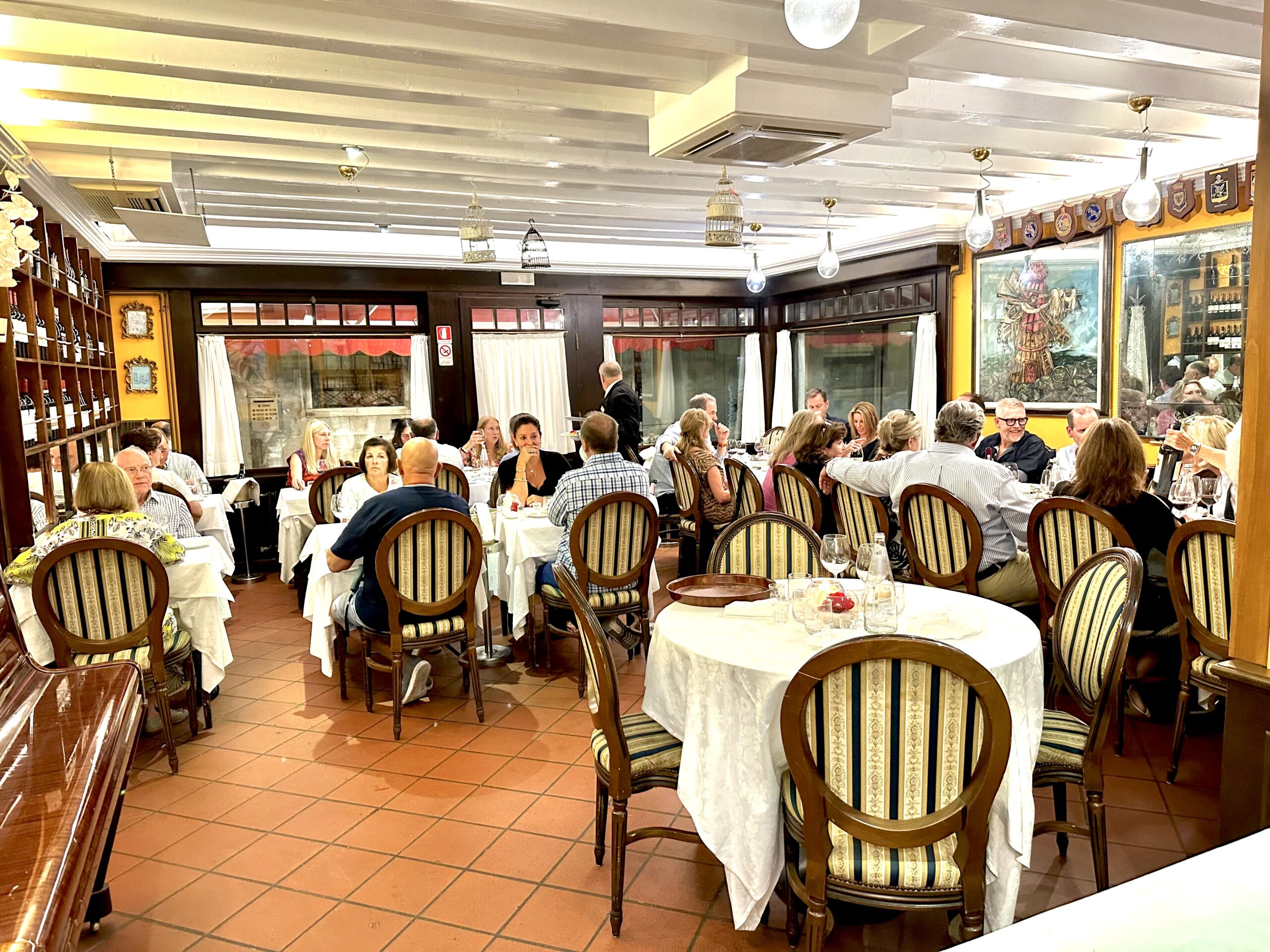 the dining room at Ristorante Vecia Cavàna